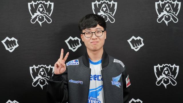 欧战表现绑 欧战表现绑